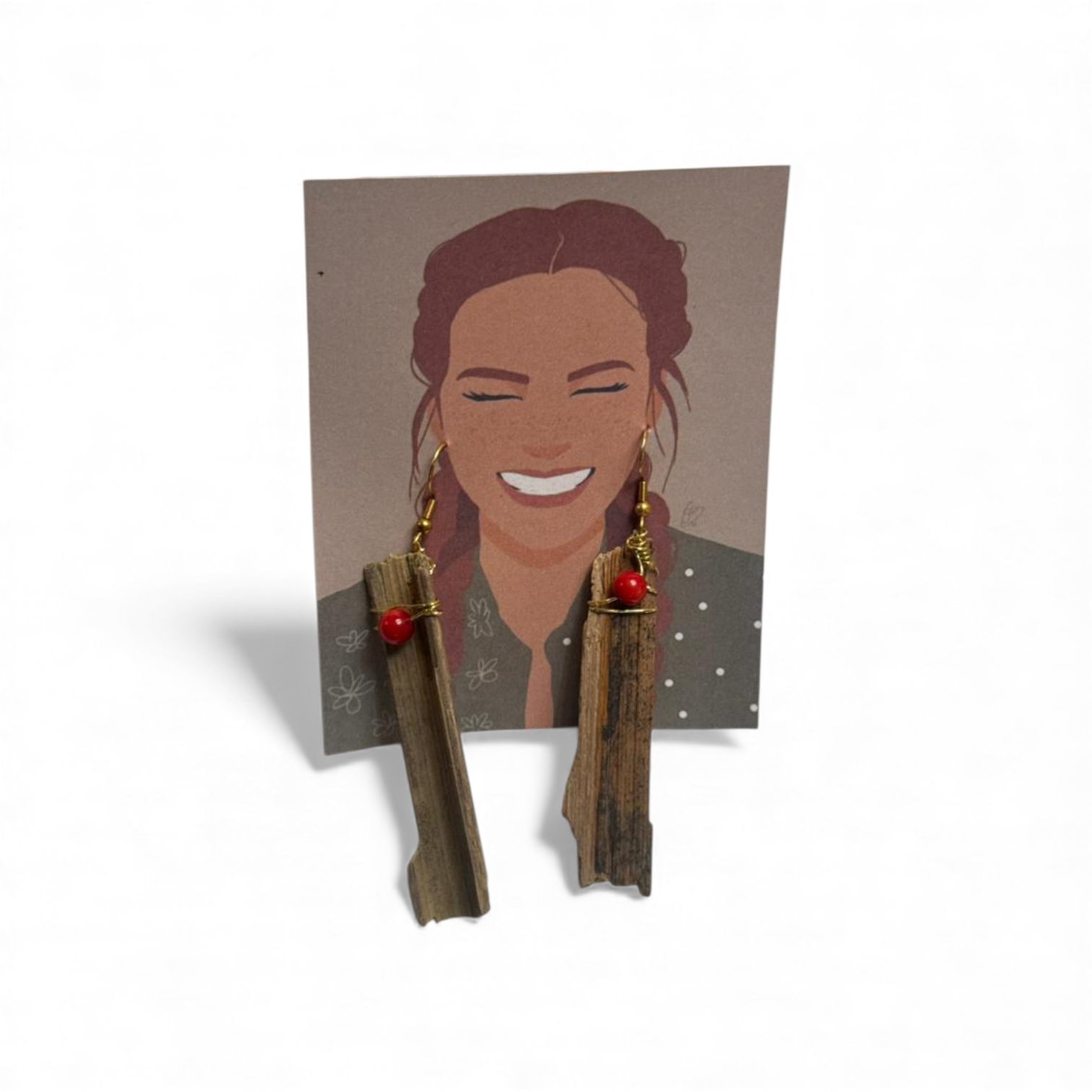 گوشواره دست‌ساز چوبی مدل  نایرا رد